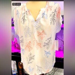 Liz Claiborne Small White Cap Sleeve Blouse White Multi-Color Floral NWT